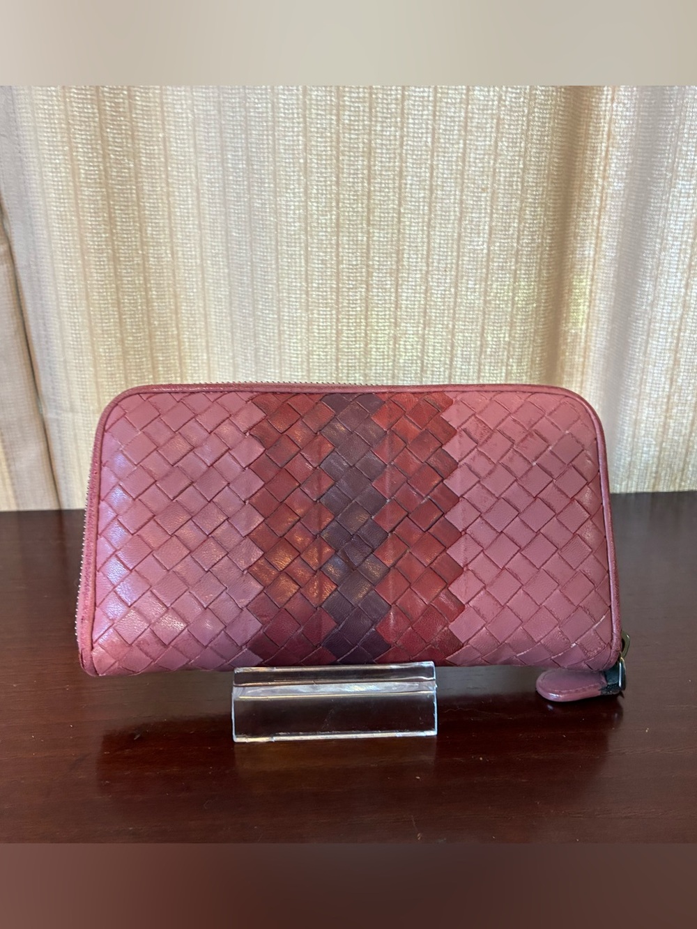 Bottega Veneta Pink and Burgundy Intrecciato Zip Wallet - Picture 2 of 14